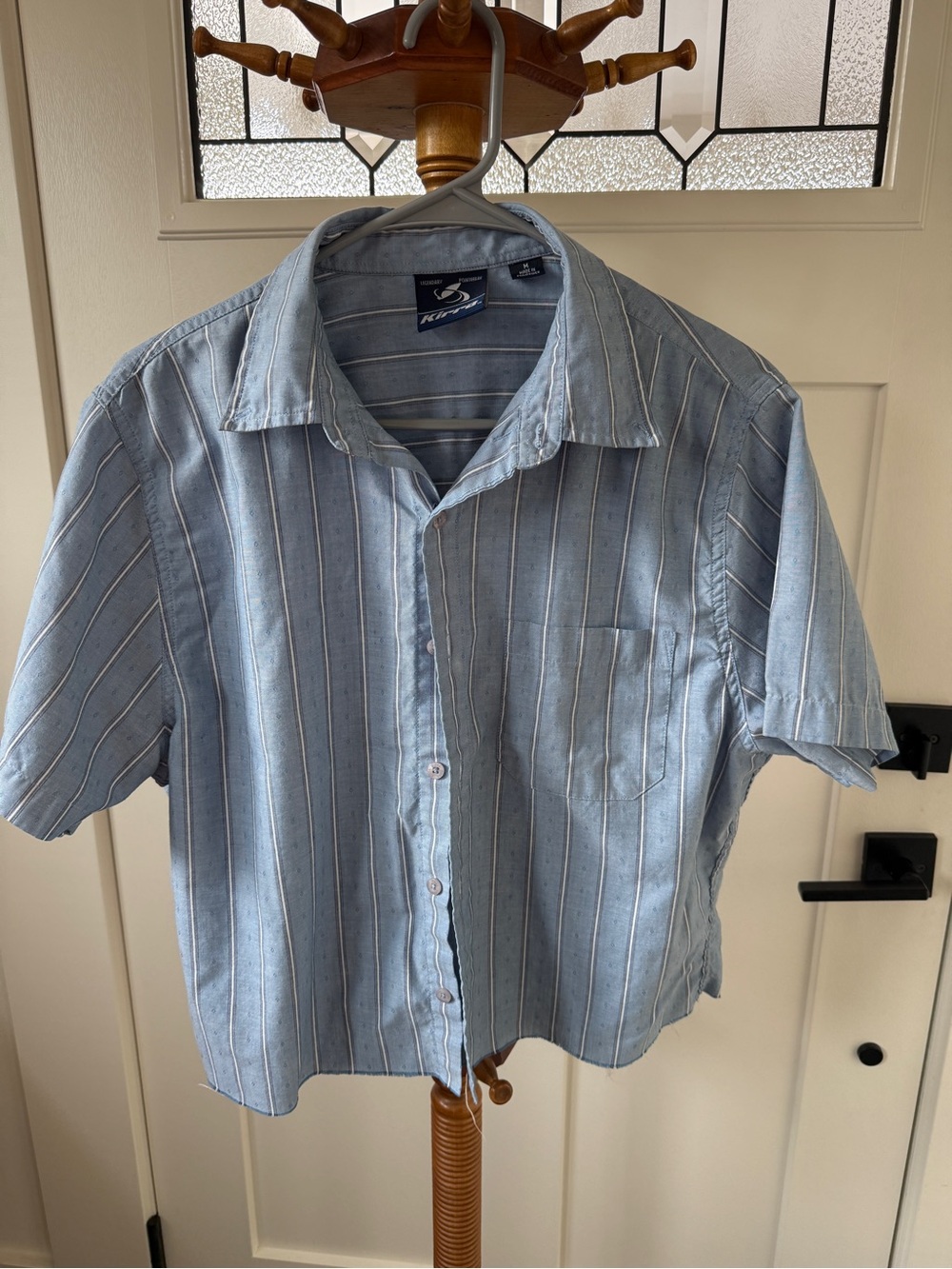 Vintage Y2K-Kirra- medium- Light Blue Striped Short-Sleeve, Cropped shirt